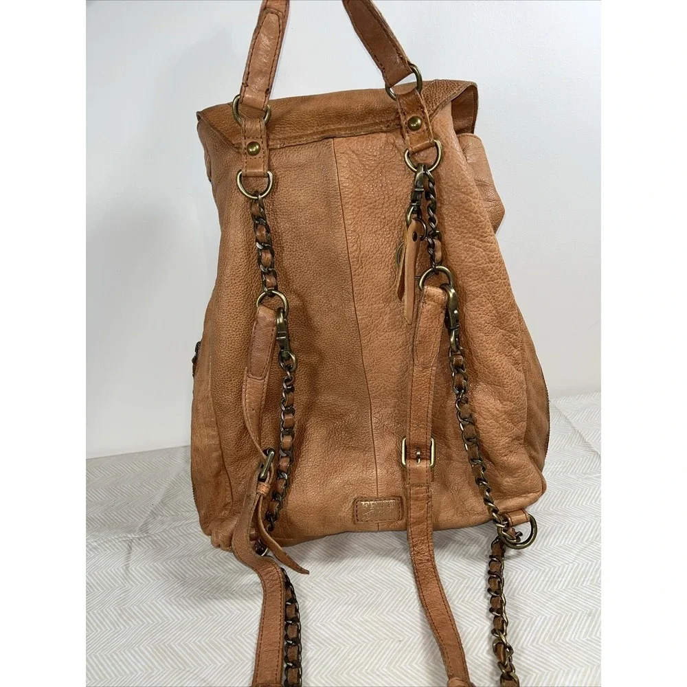 FRYE and Co Burnt Orange Chain Leather Backpack Purse FCH0038C Slouchy Casual